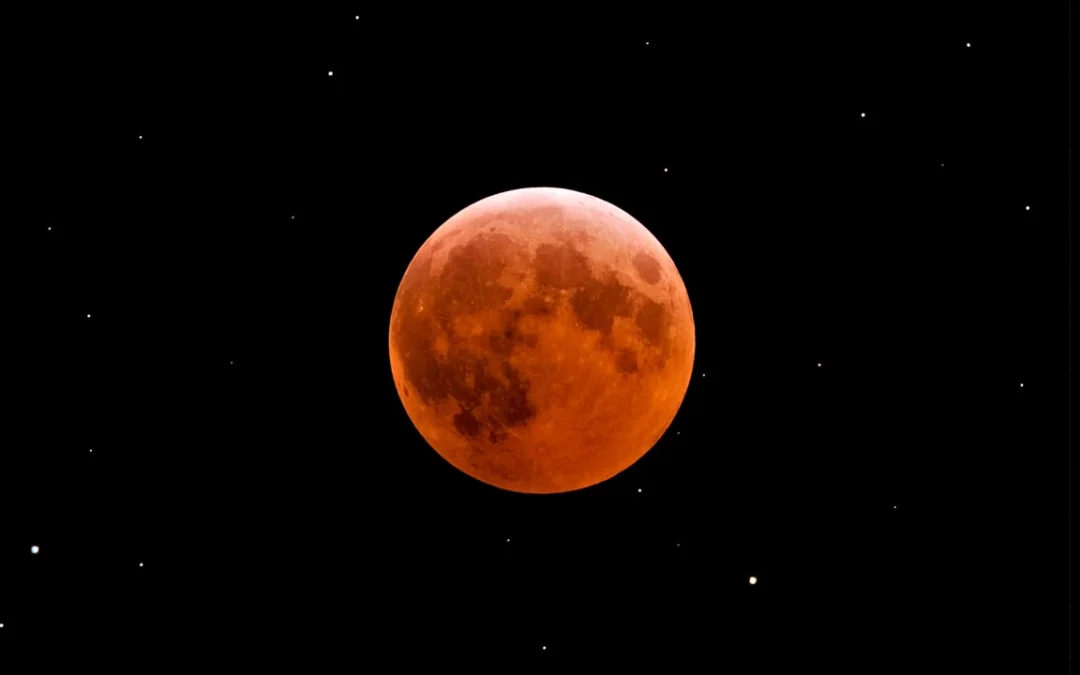 Chandra Grahan 2025 important tips you must know about Lunar Eclipse